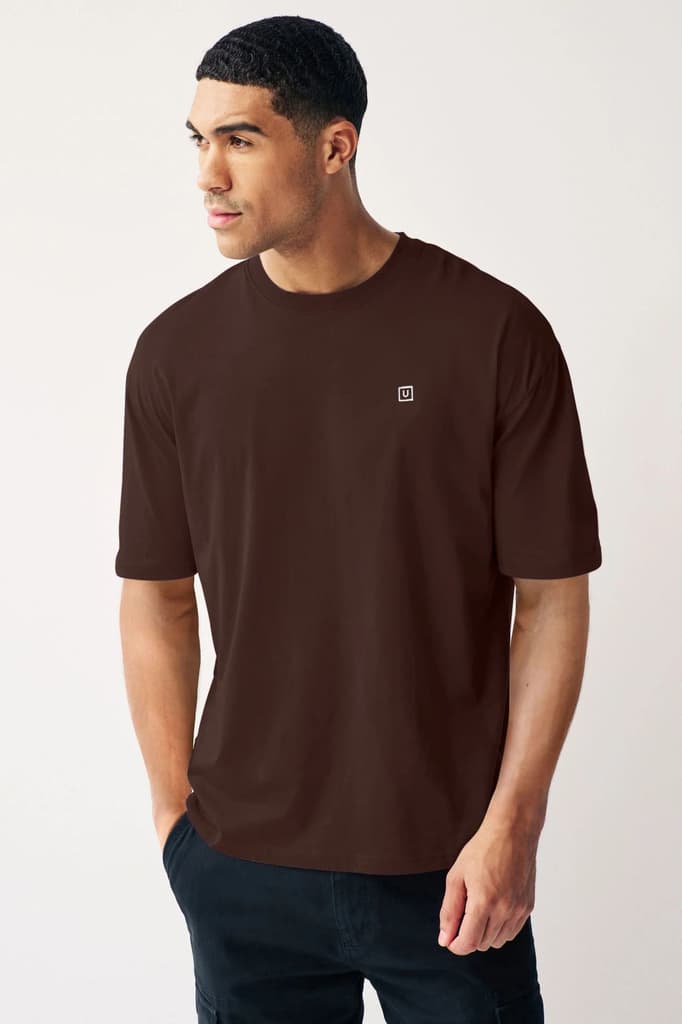 Men's Chicory Coffee Solid Round Neck Oversized Half Sleeve Cotton T-Shirt — photo 2