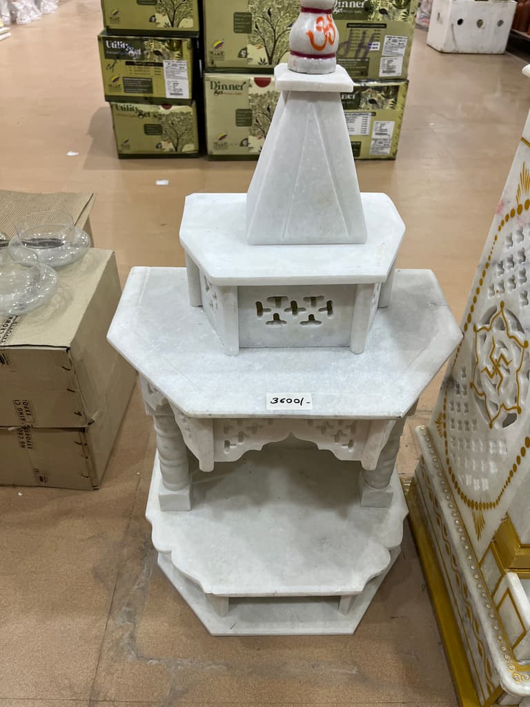 White Pedestal Table | Furniture | Wood | White