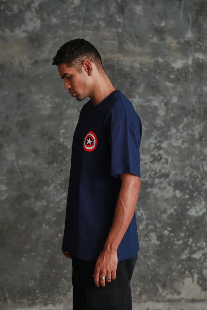 First Avenger Oversized T-shirt — photo 8
