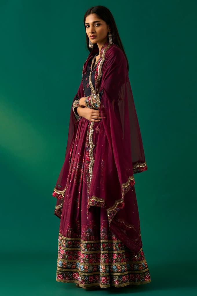 Purple Floral Embroidered Winter Velvet Blouse with Skirt and Dupatta Set — photo 3