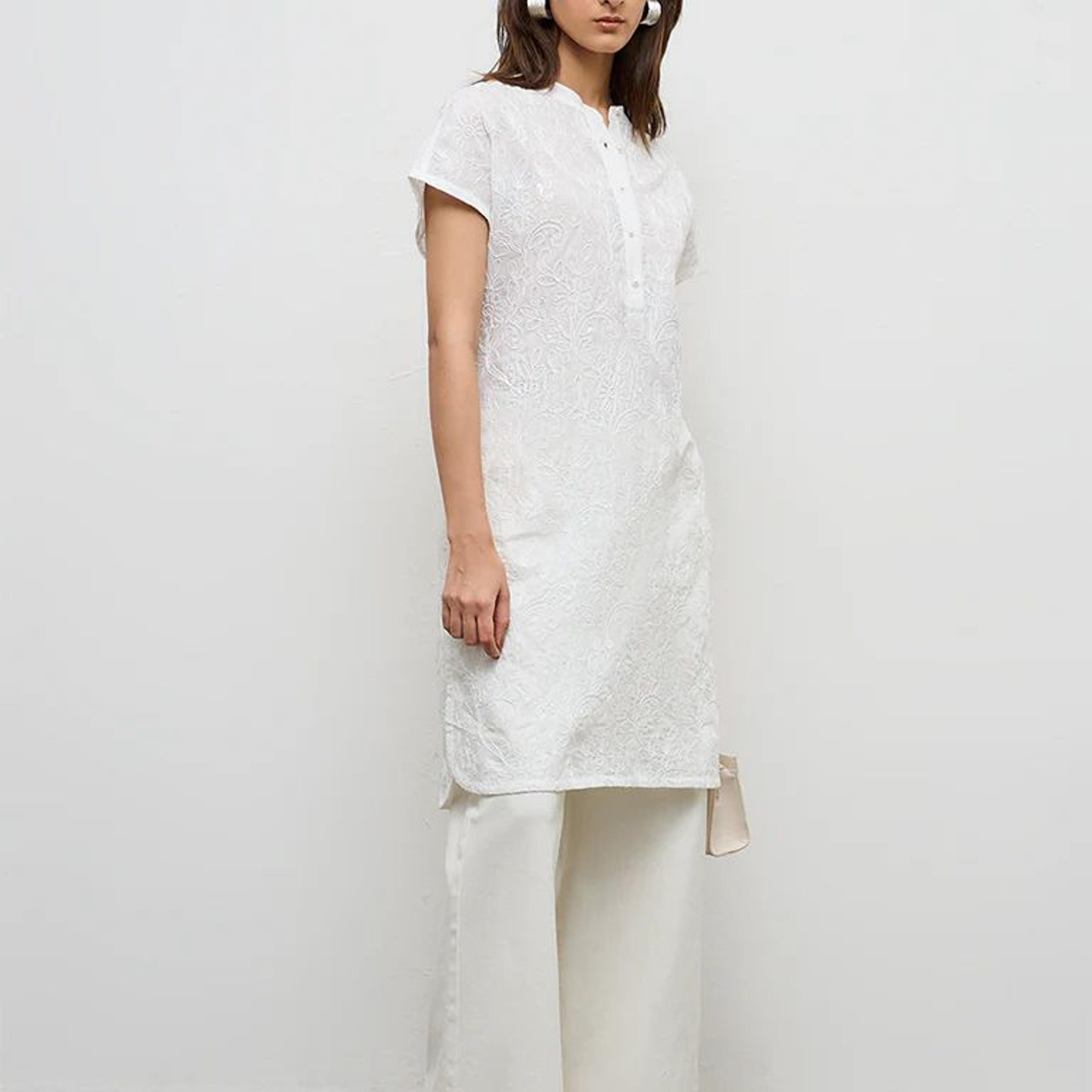 Zuba White Floral Embroidered Cotton-Blend A-Line Kurta