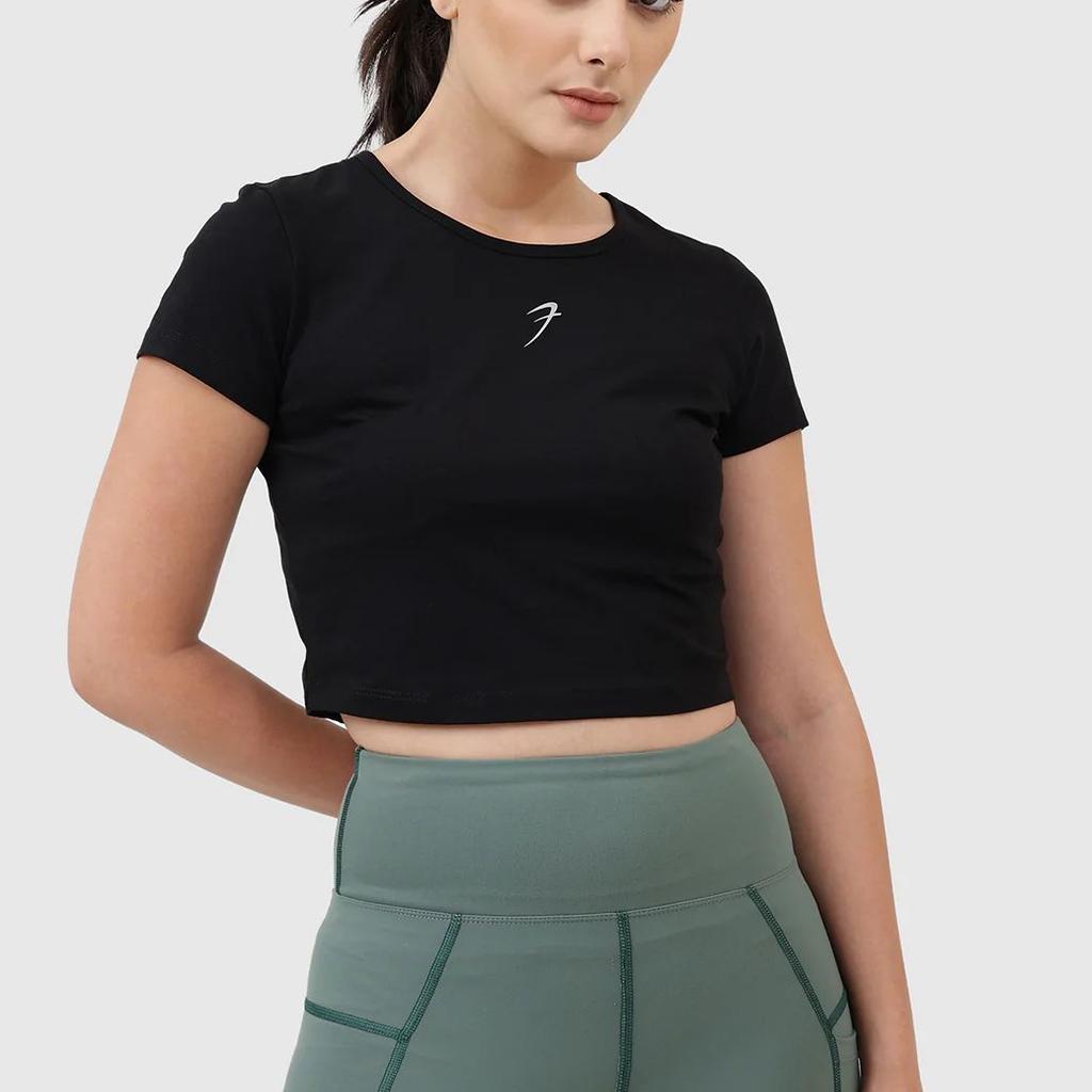 Peak Crop Top Black