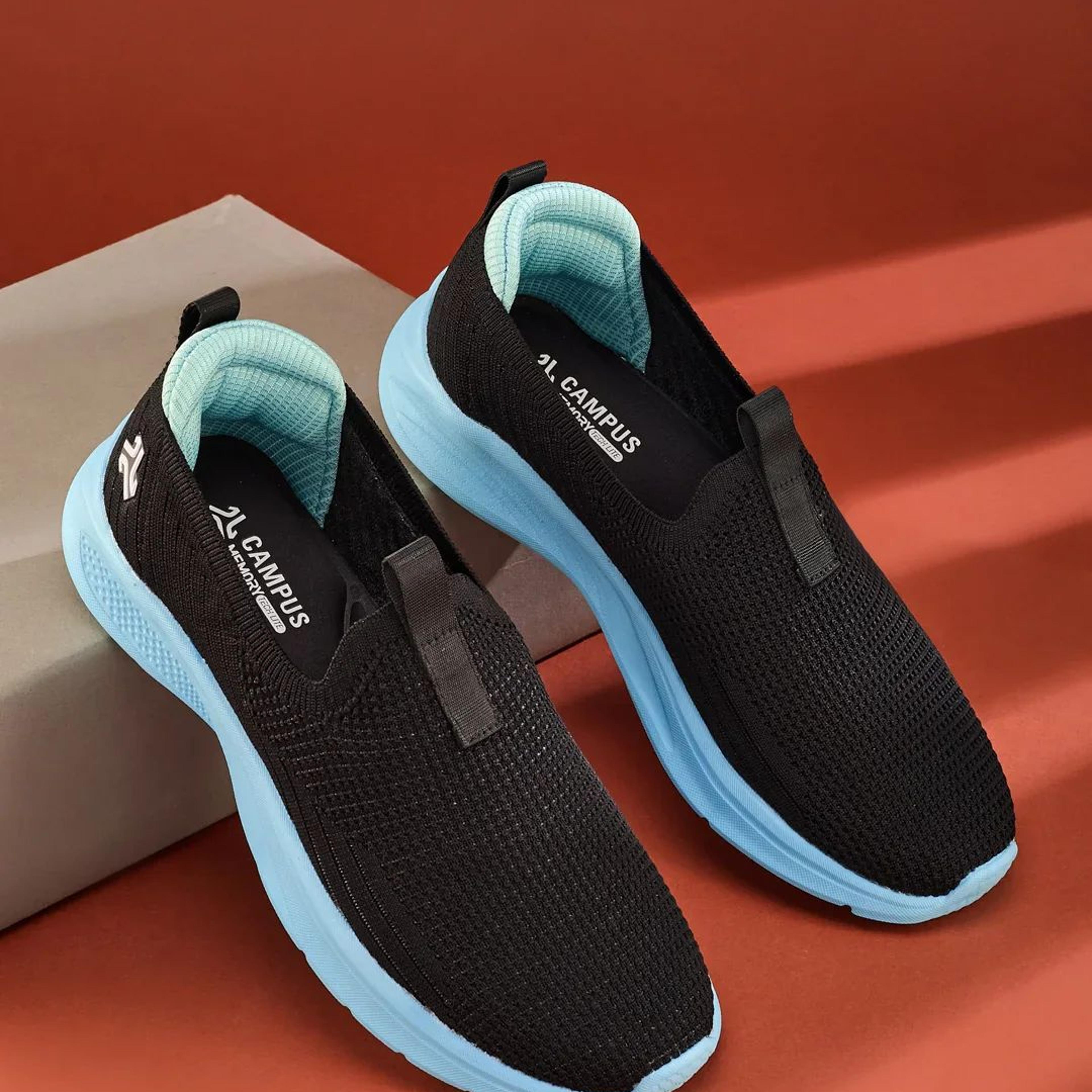 PLUZZ Black Women's Walking Shoes