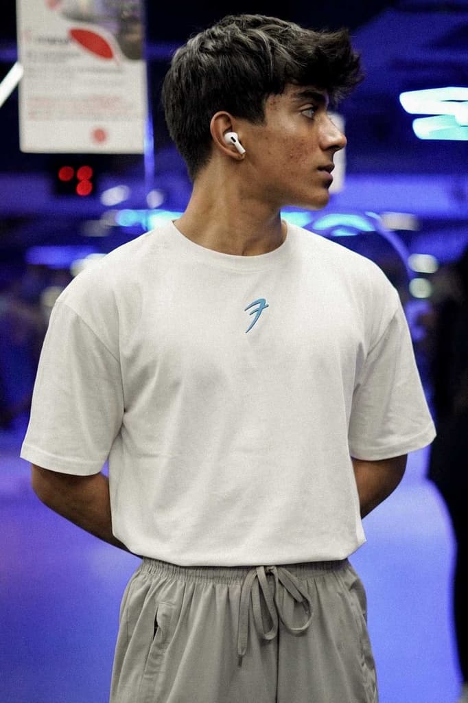 Iconic Oversized T-shirt White — photo 2