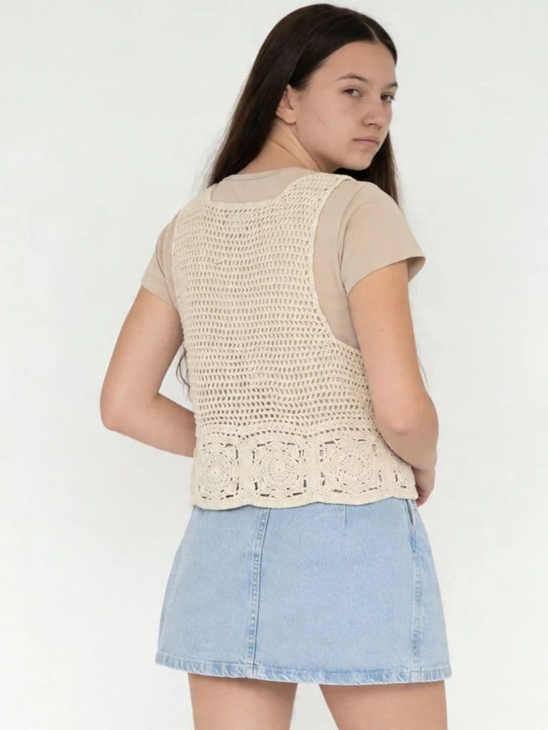 Y&F Kids Girls Beige Crochet Design Cotton-Blend Waistcoat with T-Shirt Set — photo 2