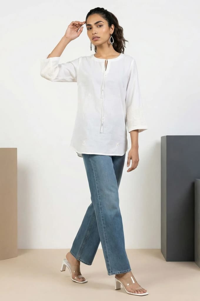 White Embroidered Pure Cotton Straight Top — photo 2