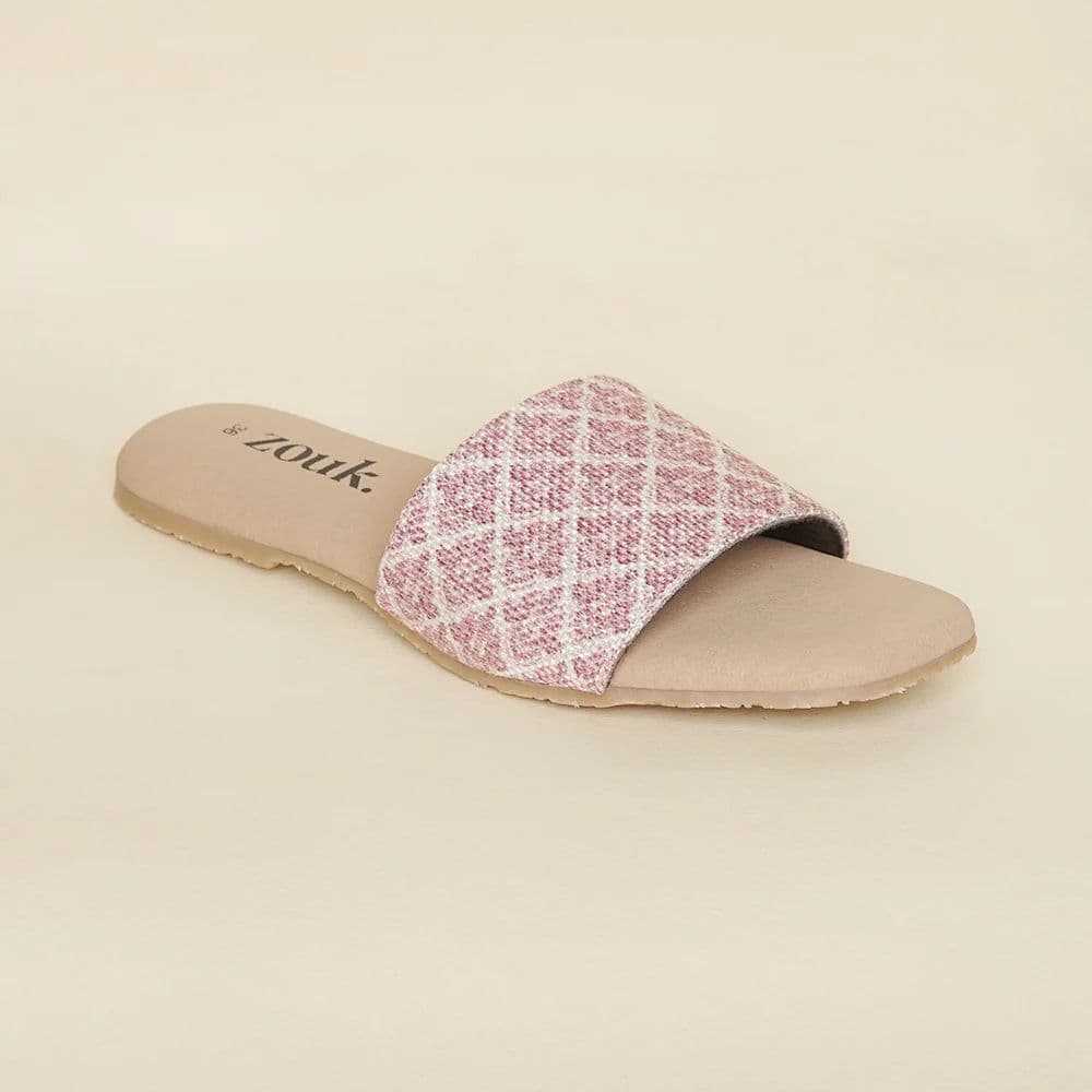 Chamoli Motif Casual Flats — photo 9