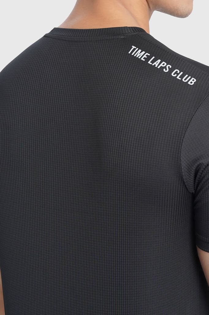 Checks Running T-shirt Black — photo 4