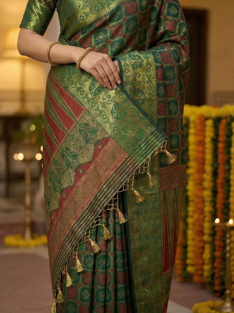 MIMOSA Women's Woven Design Patola Style Raw Silk Saree with Blouse Piece - Green ( SA00003139GRNFREE ) — photo 5