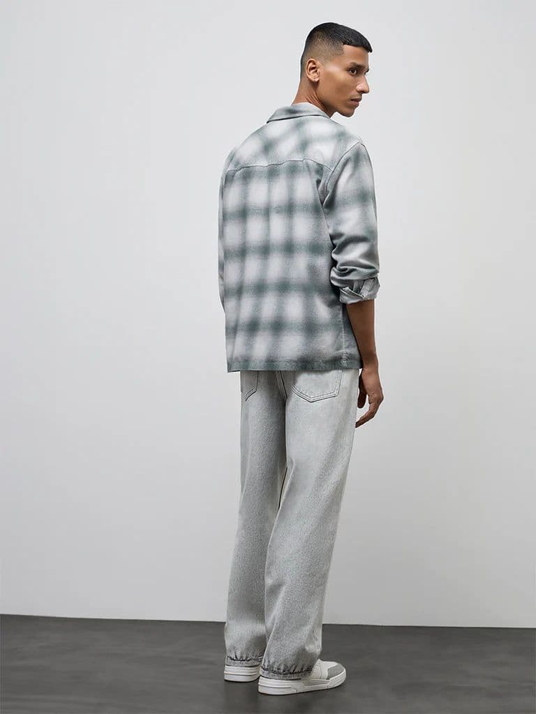 Nuon Grey Faded Mid-Rise Skater-Fit Jeans — photo 4