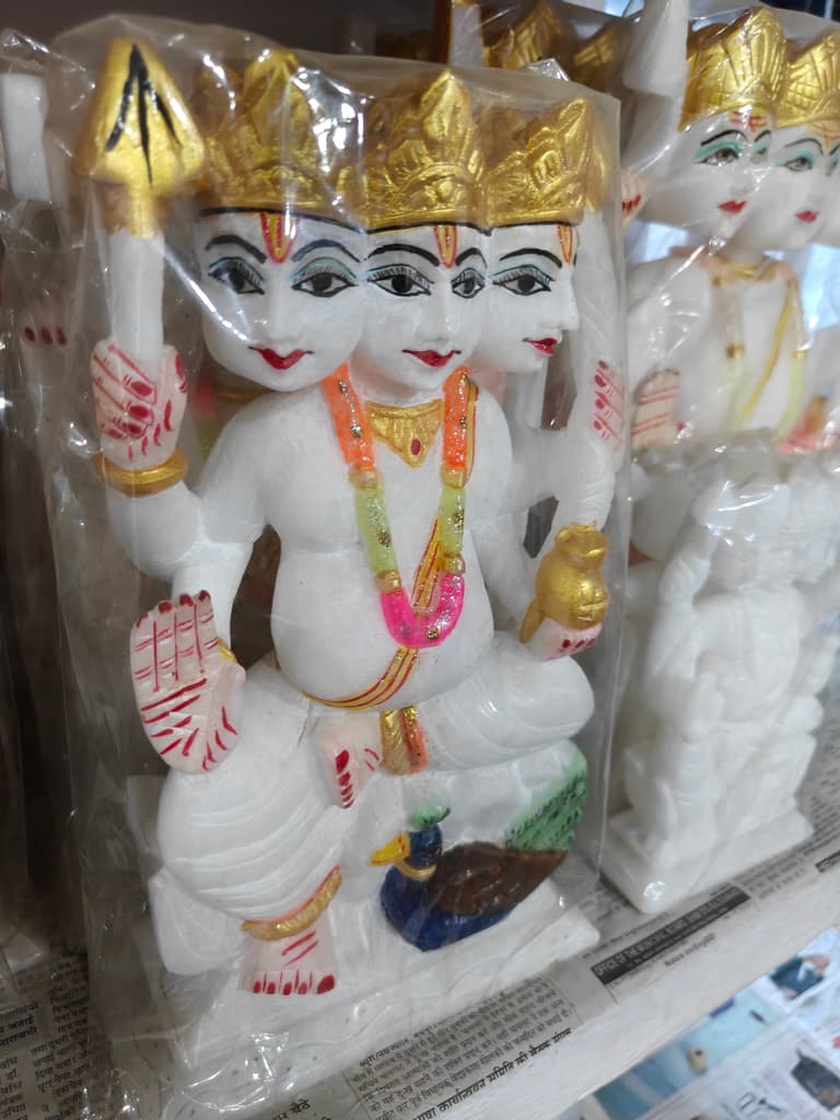 Hindu God Statue | Gold | Wood | Decorative