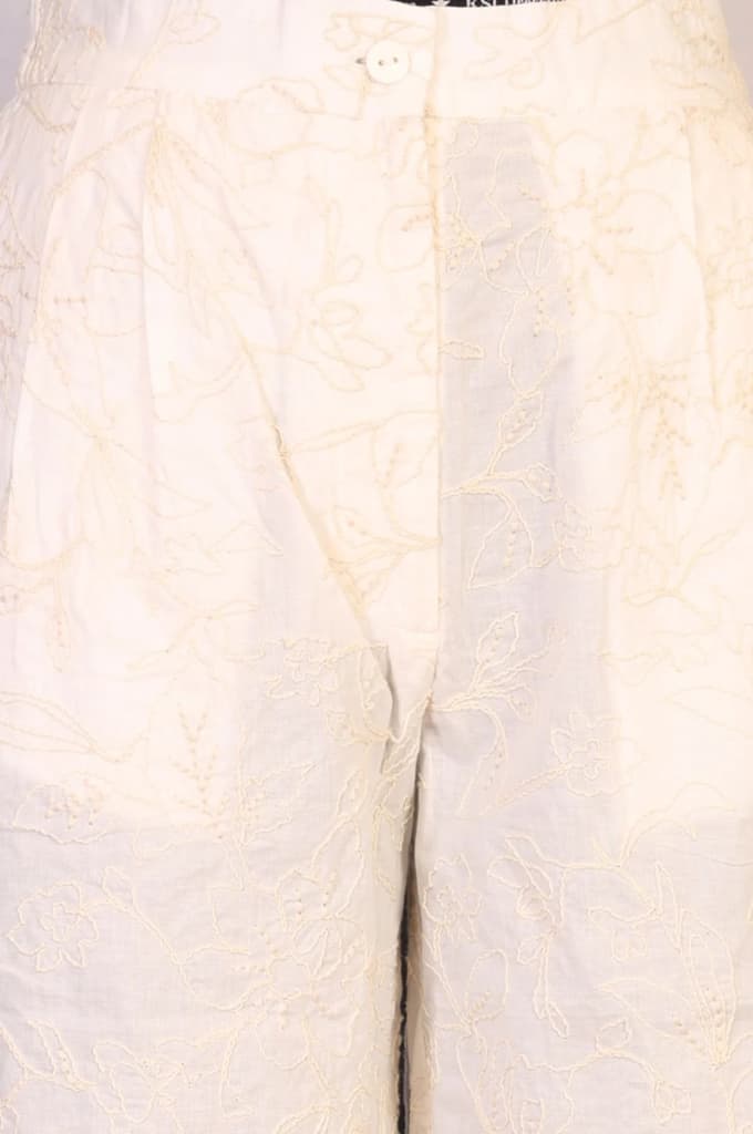 Off White Thread Embroidered Pure Cotton Straight Shirt and Parallel Pants Co-ord Set — photo 6