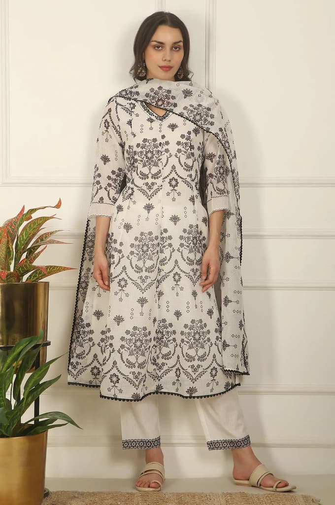 White and Black Floral Printed Kota Flared Kurta, Pants and Dupatta Set — XS
