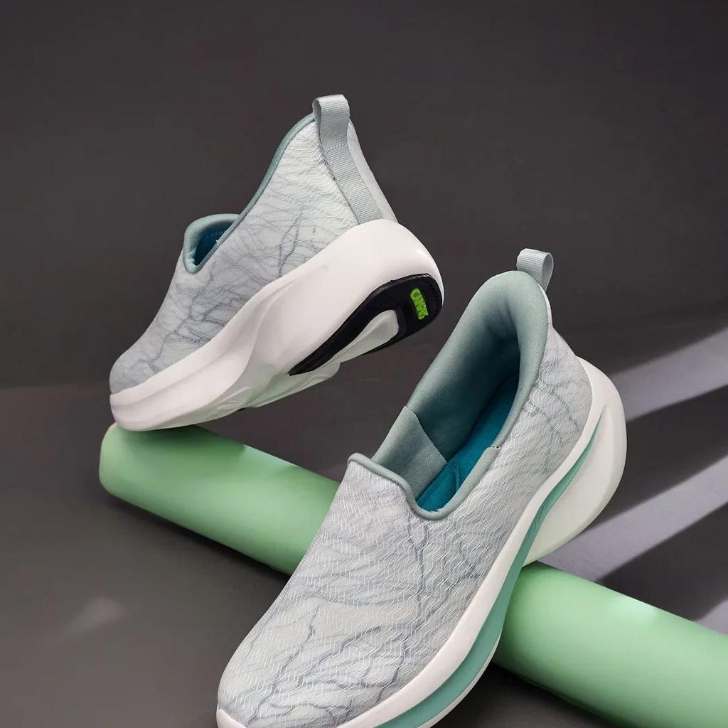 GRASP White Women's Walking Shoes