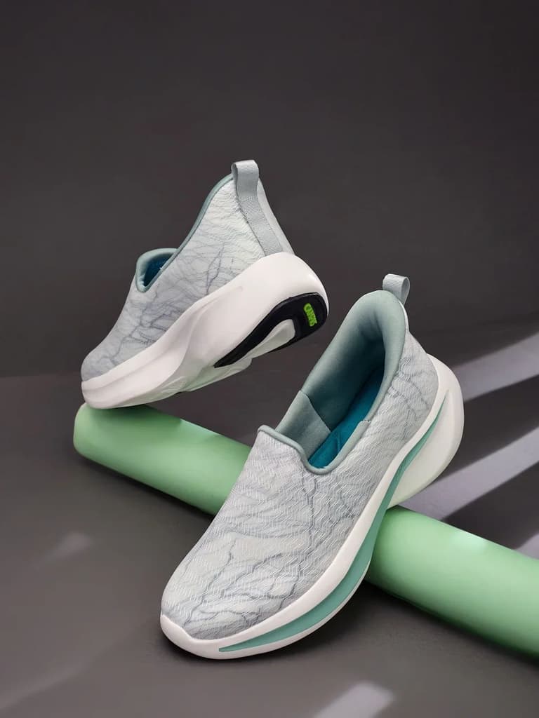 GRASP White Women's Walking Shoes