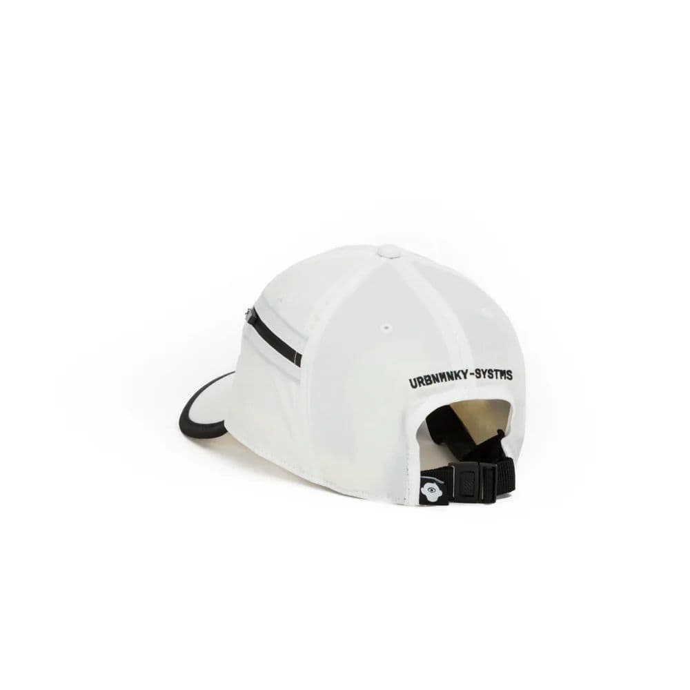 Foldable outdoor baseball cap with pocket // white
