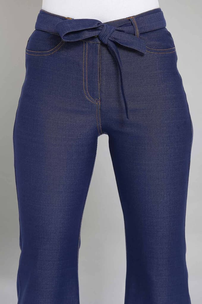 Navy Blue Solid Boot Cut Denim Pants With Waist Belt — photo 6