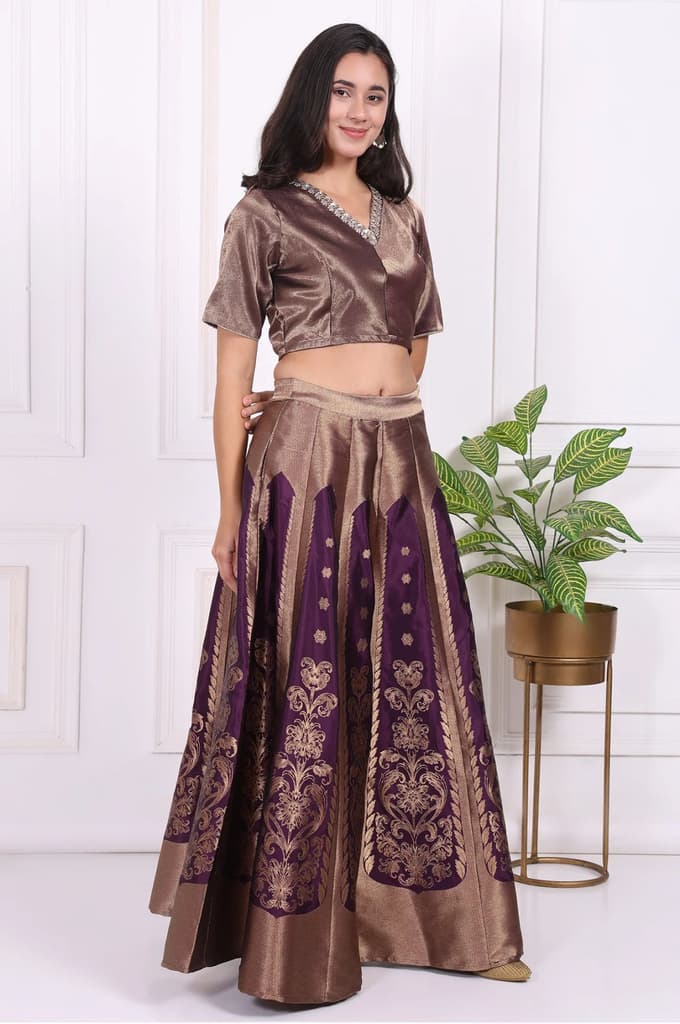 Purple Embellished Jacquard Straight Crop Top, Skirt and Dupatta Set — photo 6