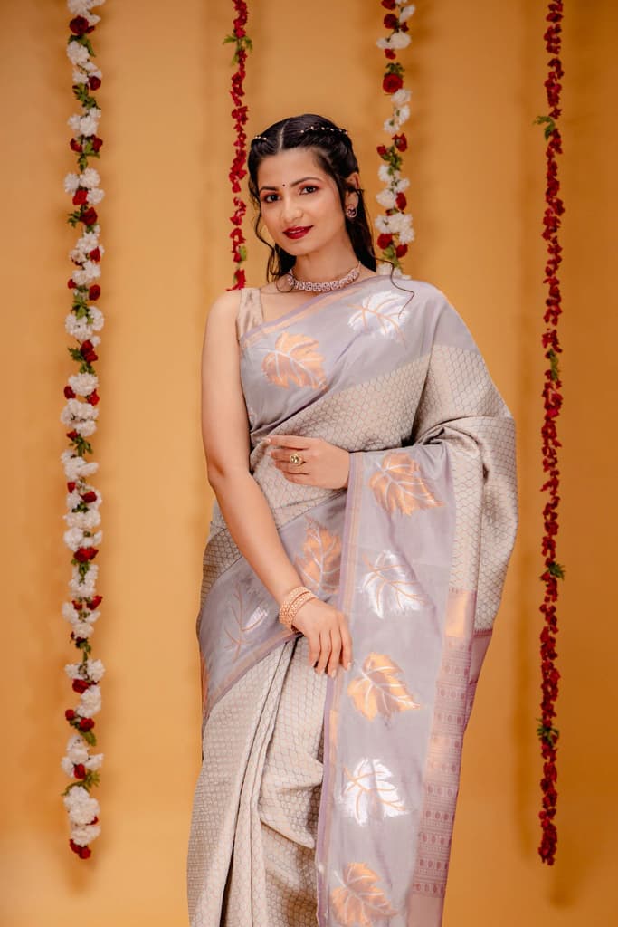 Mimosa Women's Woven Design Kanjivaram Style Art Silk Saree With Blouse Piece : SA00001760GYFREE — photo 2