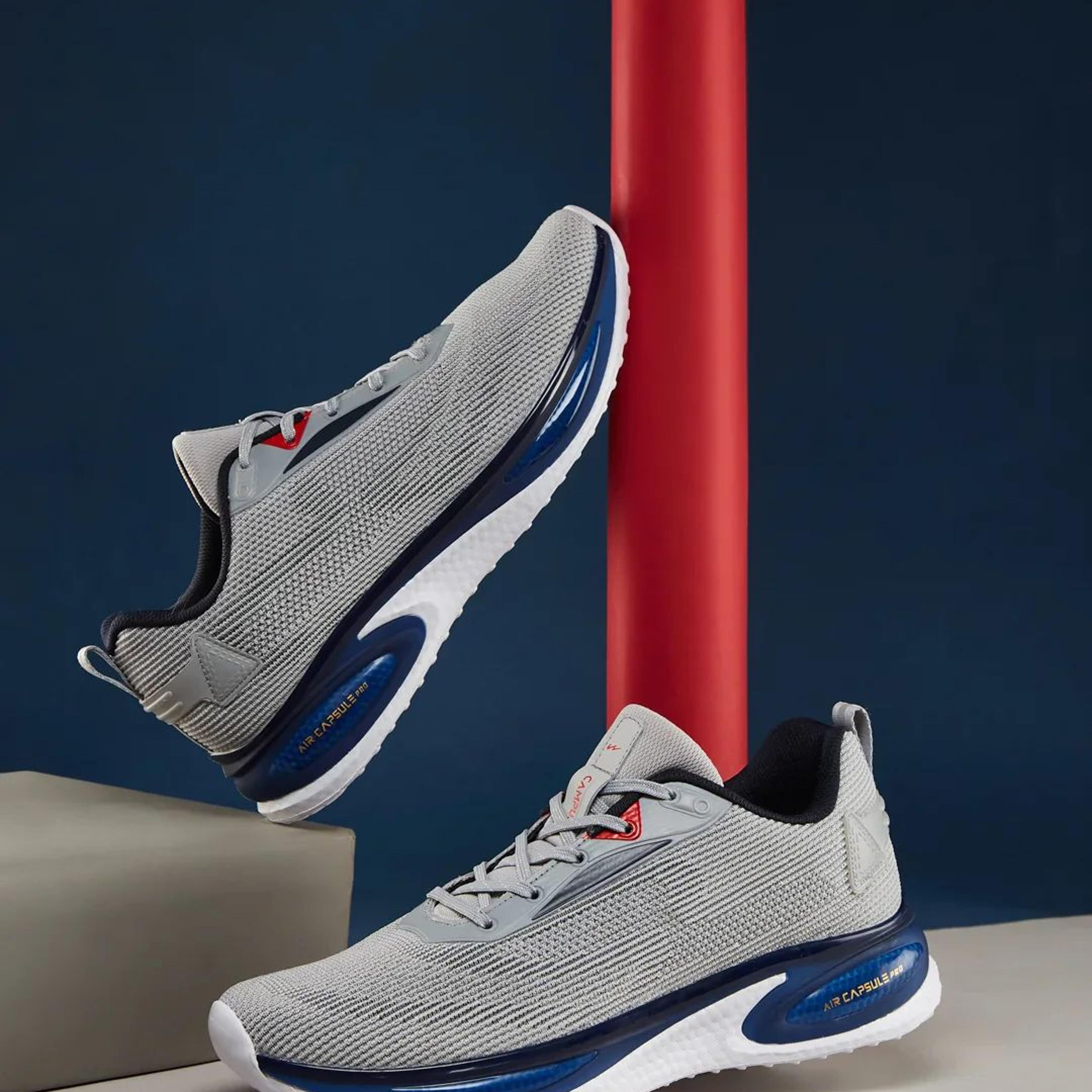 PREXTON Grey Men's Running Shoes