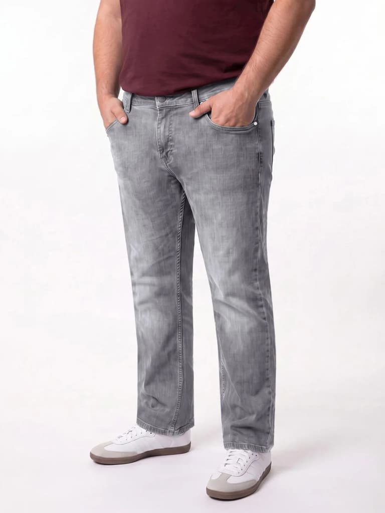 Plus Men's Light Grey Relaxed Fit Washed Denim Jeans Non-Stretchable — photo 2