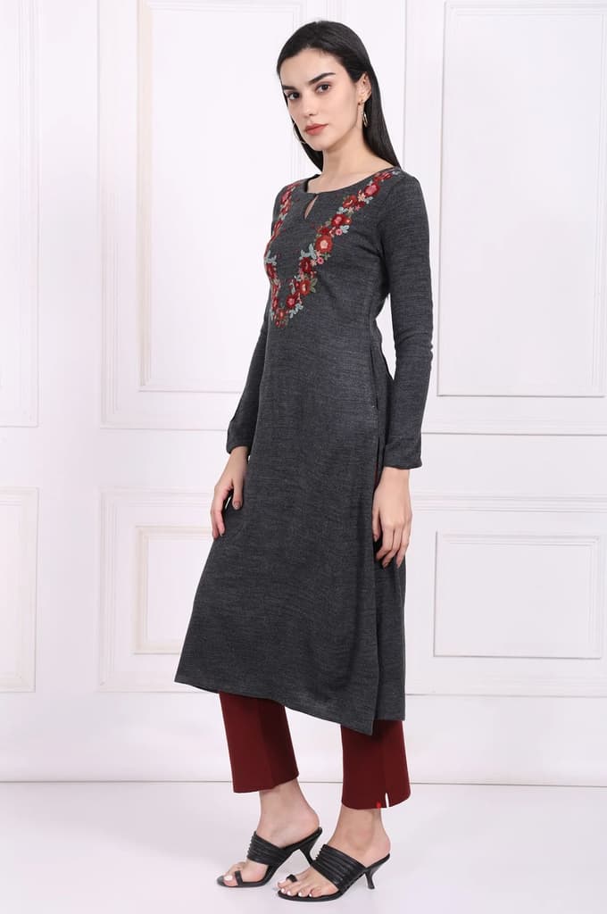 Grey Embroidered A-Line Acrylic Winter Kurta — photo 4