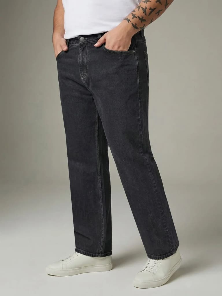 Plus Men's Dark Grey Relaxed Fit Washed Denim Jeans Non-Stretchable — photo 2