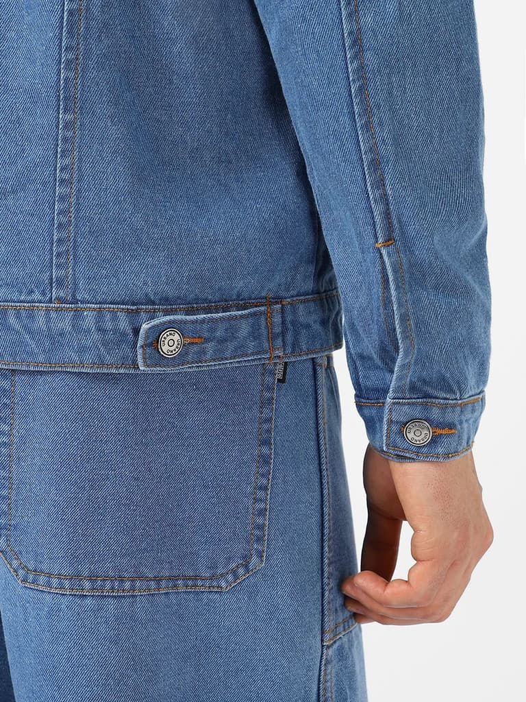 Men's Light Blue Solid Regular Fit Washed Full Sleeve Denim Jacket — photo 8