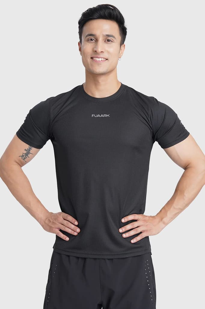 Checks Running T-shirt Black — photo 2