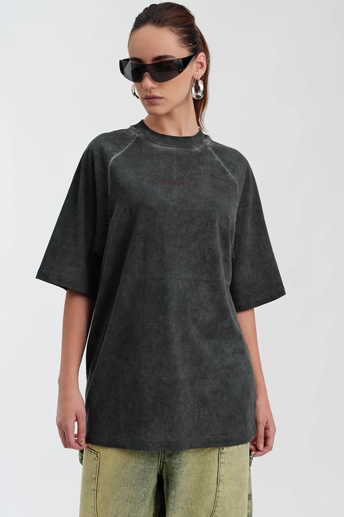Iron Wash Oversized T-shirt — photo 2