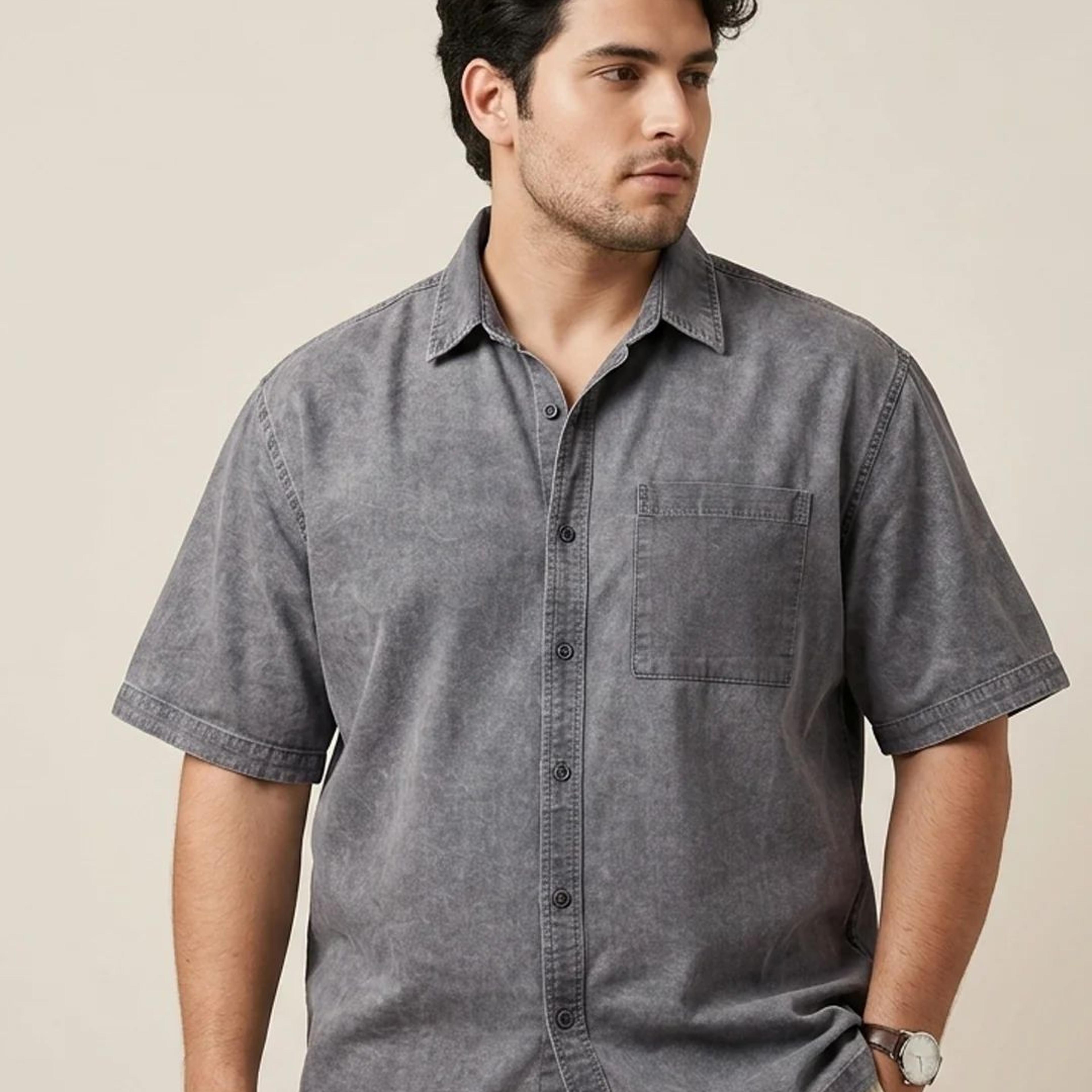 Plus Men's Light Grey Oversized Fit Half Sleeve Solid Casual Denim Shirt