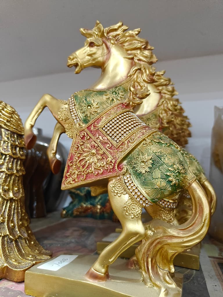 Gold Horse Statue | Decorative | Metal | Gold