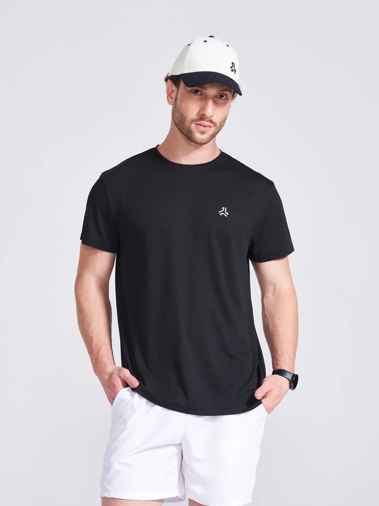 Men's Black Solid Round Neck T-Shirt — Black / S