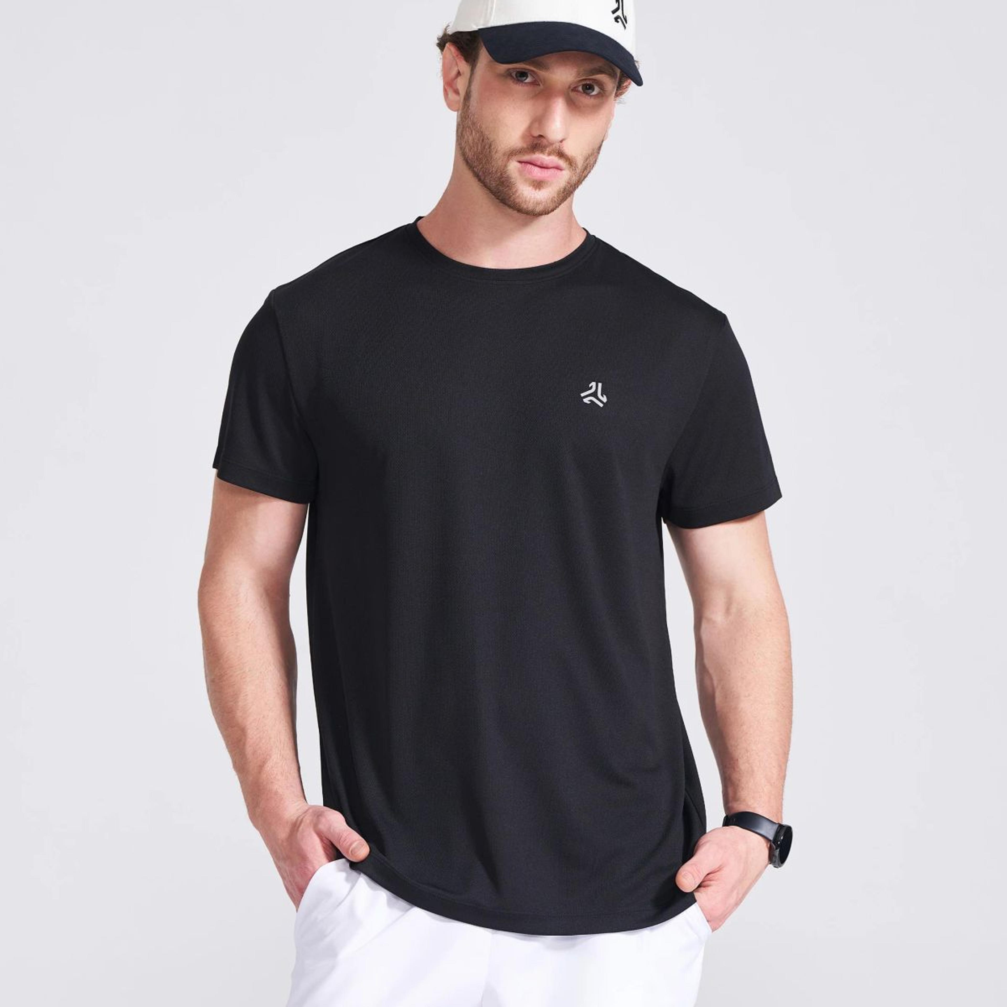 Men's Black Solid Round Neck T-Shirt