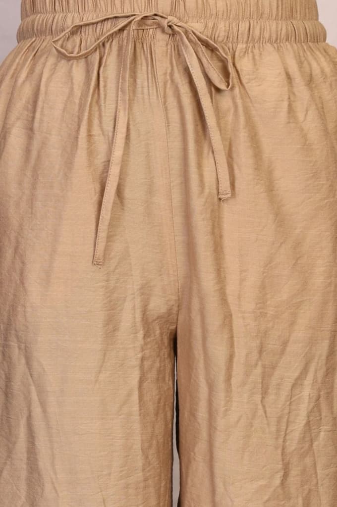 Gold Solid Rayon Relaxed Fit Mid Rise Flared Pants — photo 2