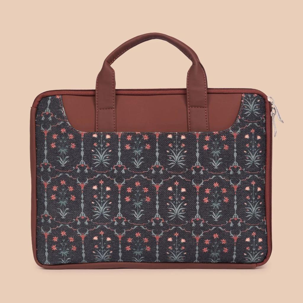 Taj Guldasta L-Zippered Laptop Sleeve — photo 4