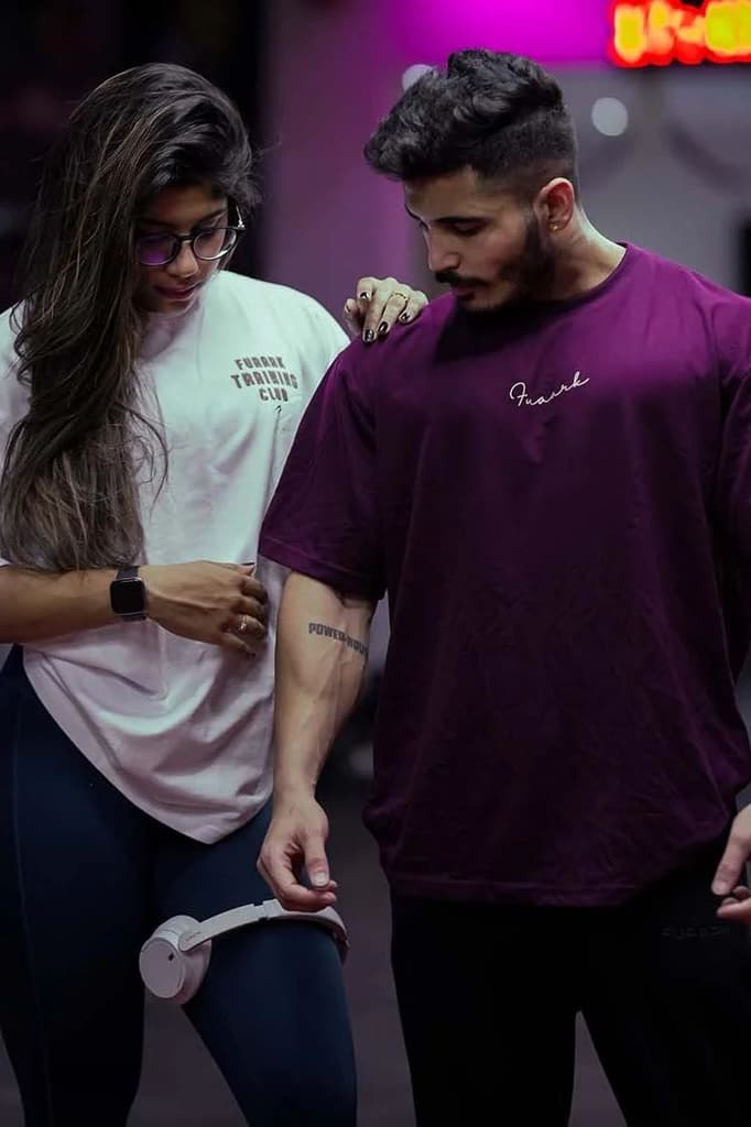 Weekend Oversized T-shirt Plum — photo 2