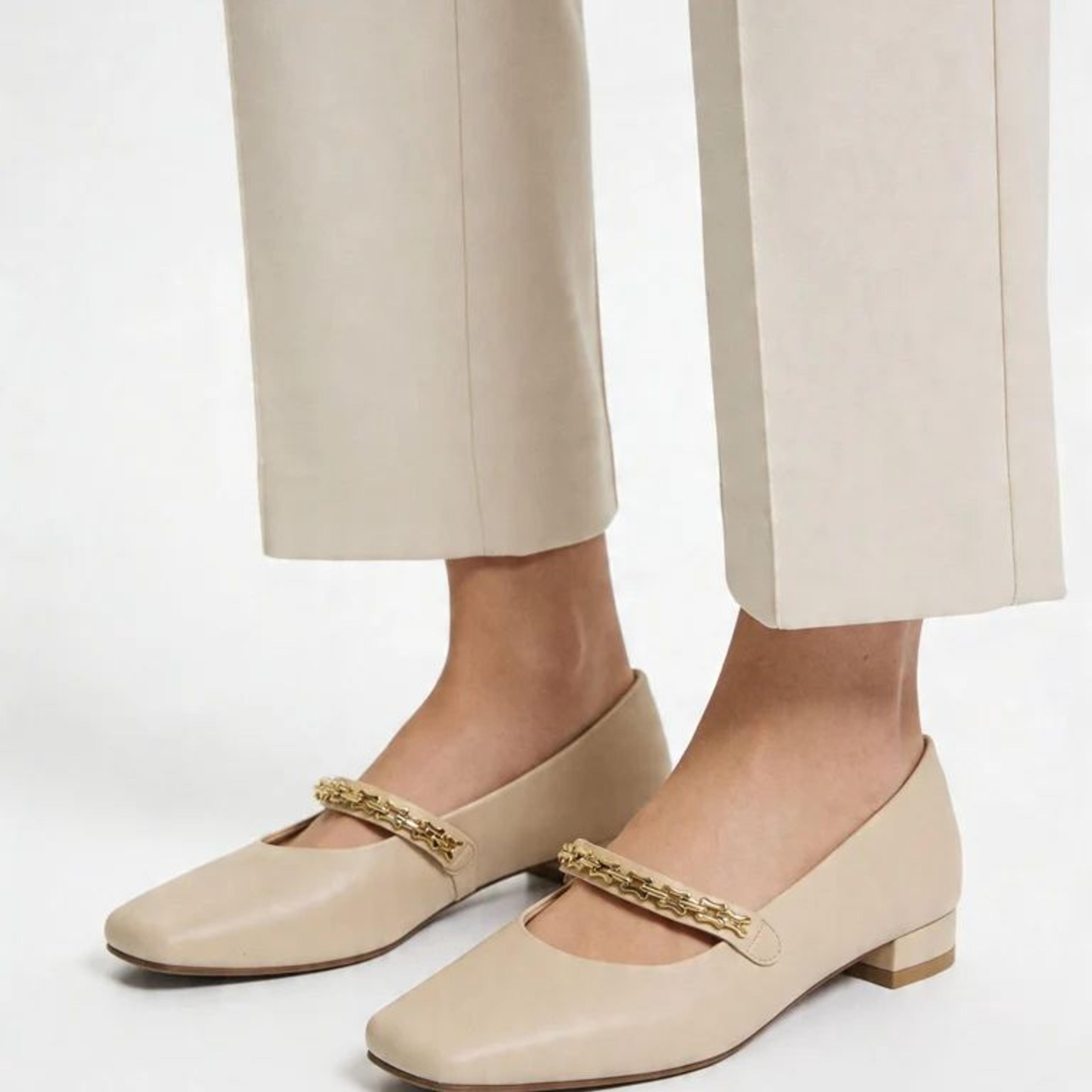 LUNA BLU Ivory Chain Detail Mary Jane Shoes