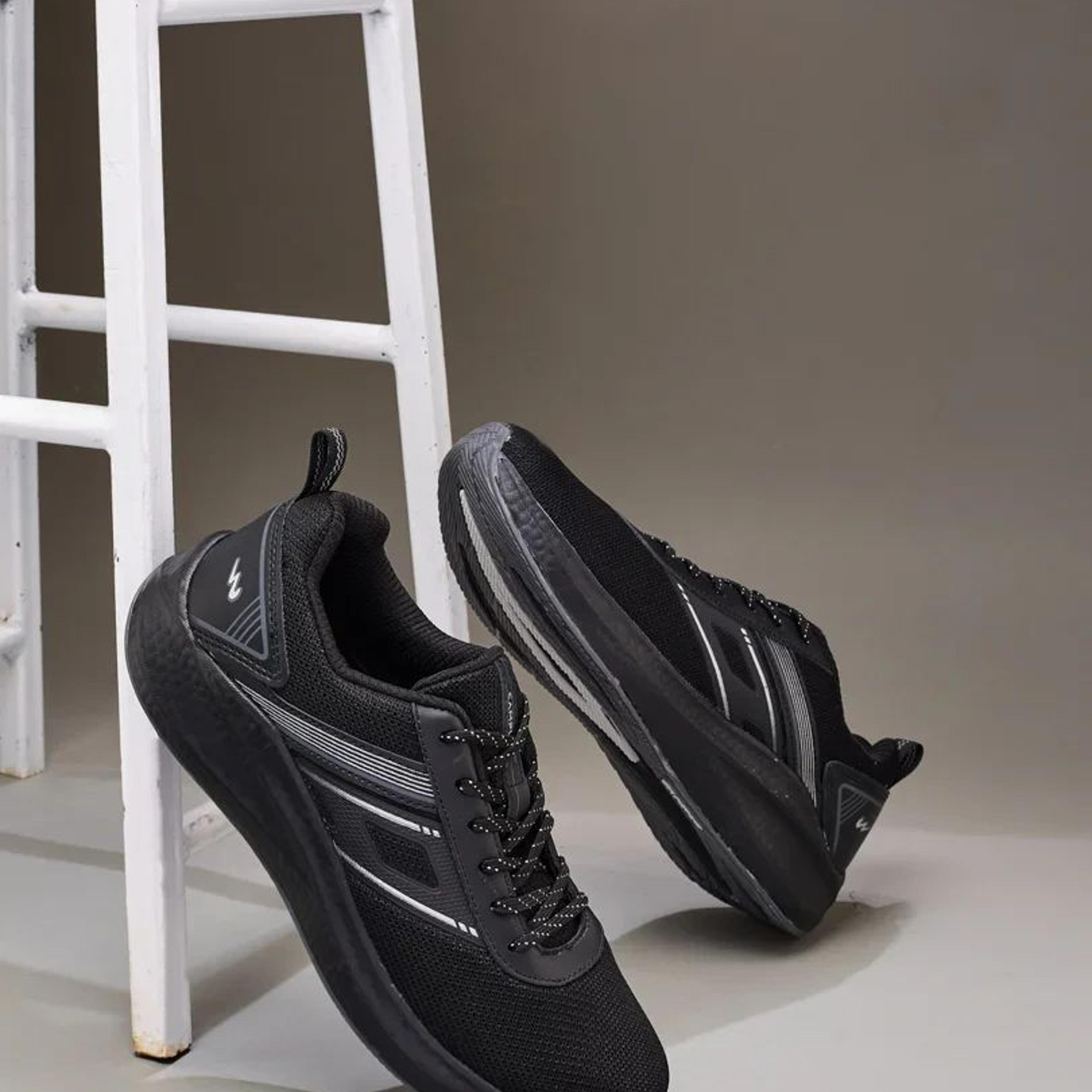 COAST Black Men's Running Shoes