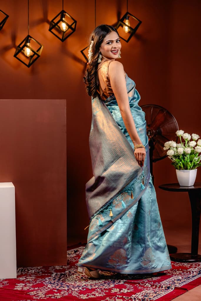 Mimosa Women's Woven Design Kanjivaram Style Art Silk Saree With Blouse Piece : SA00001762RMFREE — photo 4