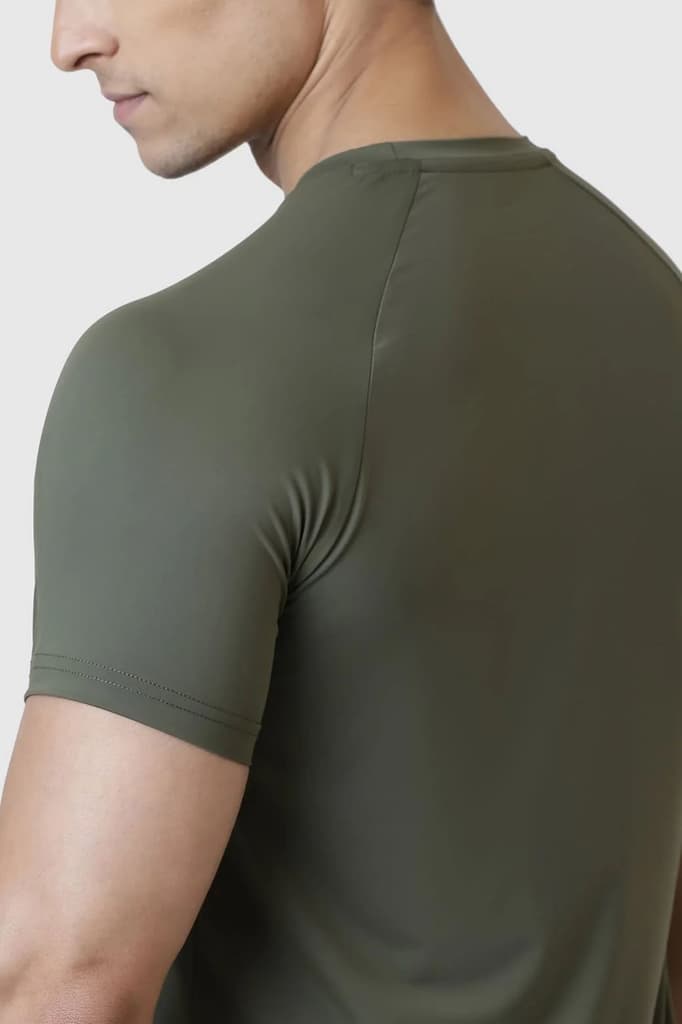 Bare Nylon T-shirt Olive — photo 5
