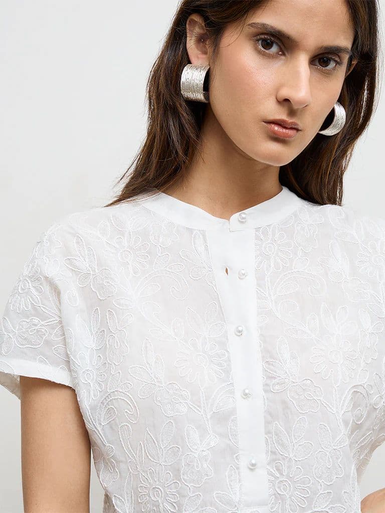 Zuba White Floral Embroidered Cotton-Blend A-Line Kurta — photo 3