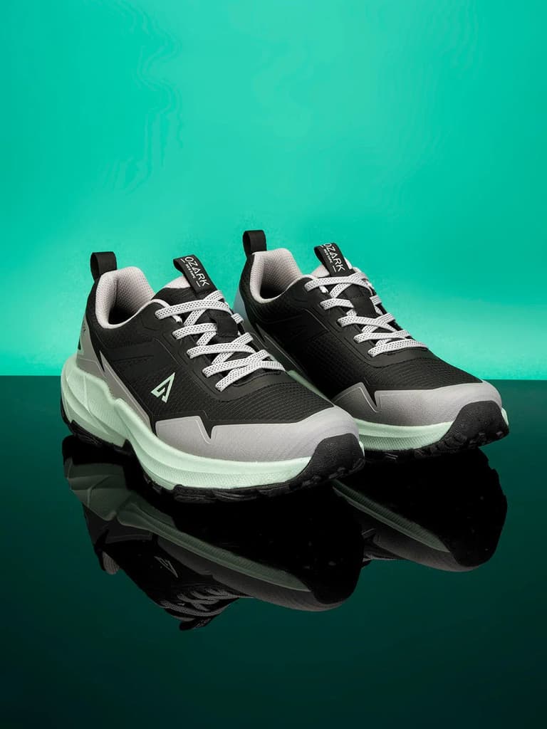 Green and Black Trail Running Shoes for Men | Low-Cut Outdoor — photo 6