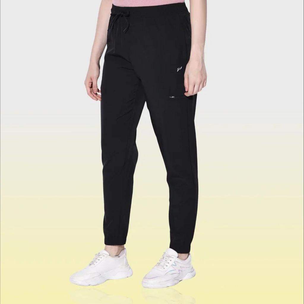 Women Travel Joggers™