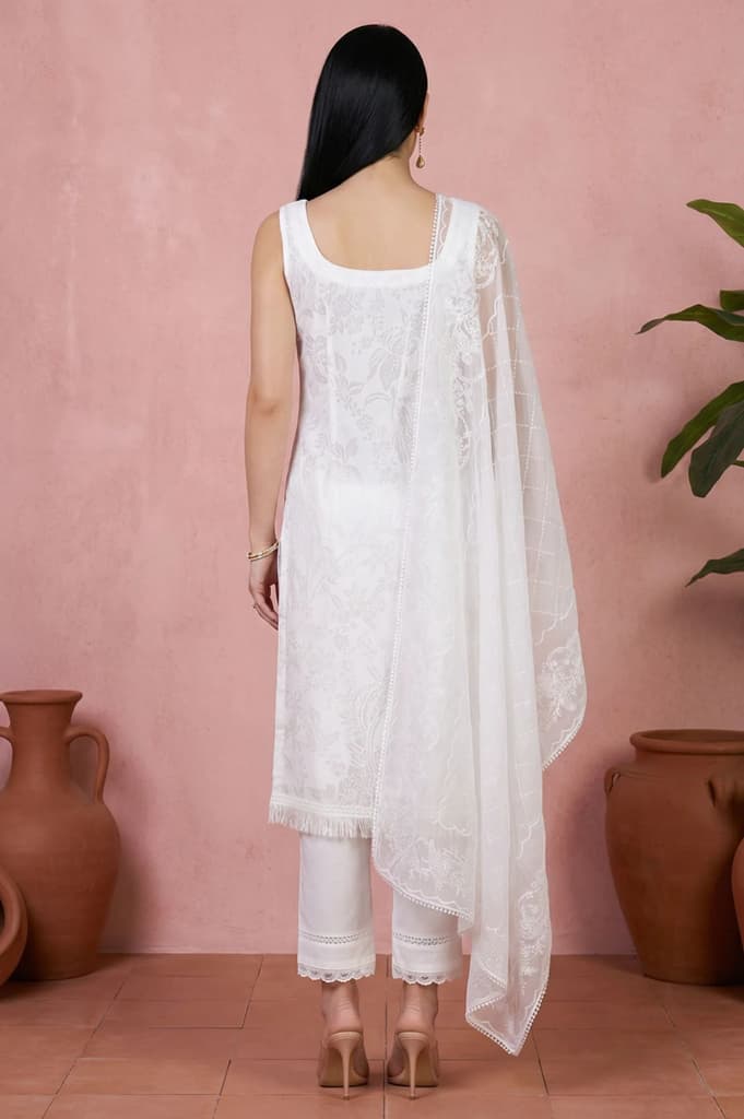 White Lace Floral Printed Straight Kurta With Parallel Pants And Brasso Dupatta Set — photo 5