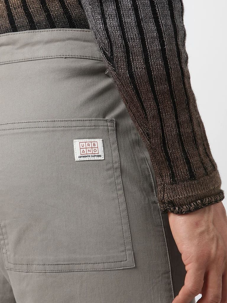 Men's Light Grey Regular Fit Solid Cargo Chino Pant with 6 Pockets Stretchable — photo 7