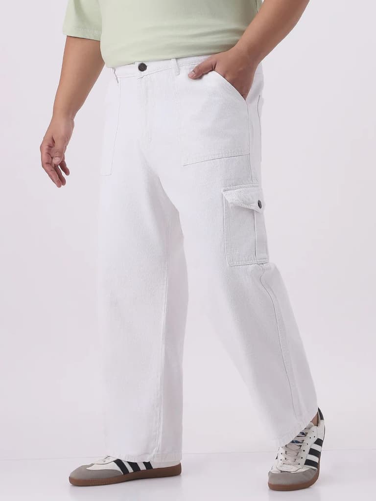 Plus Men White Mid Rise Loose Baggy Fit Cargo Jeans with 6 Pockets Non-Stretchable — photo 2