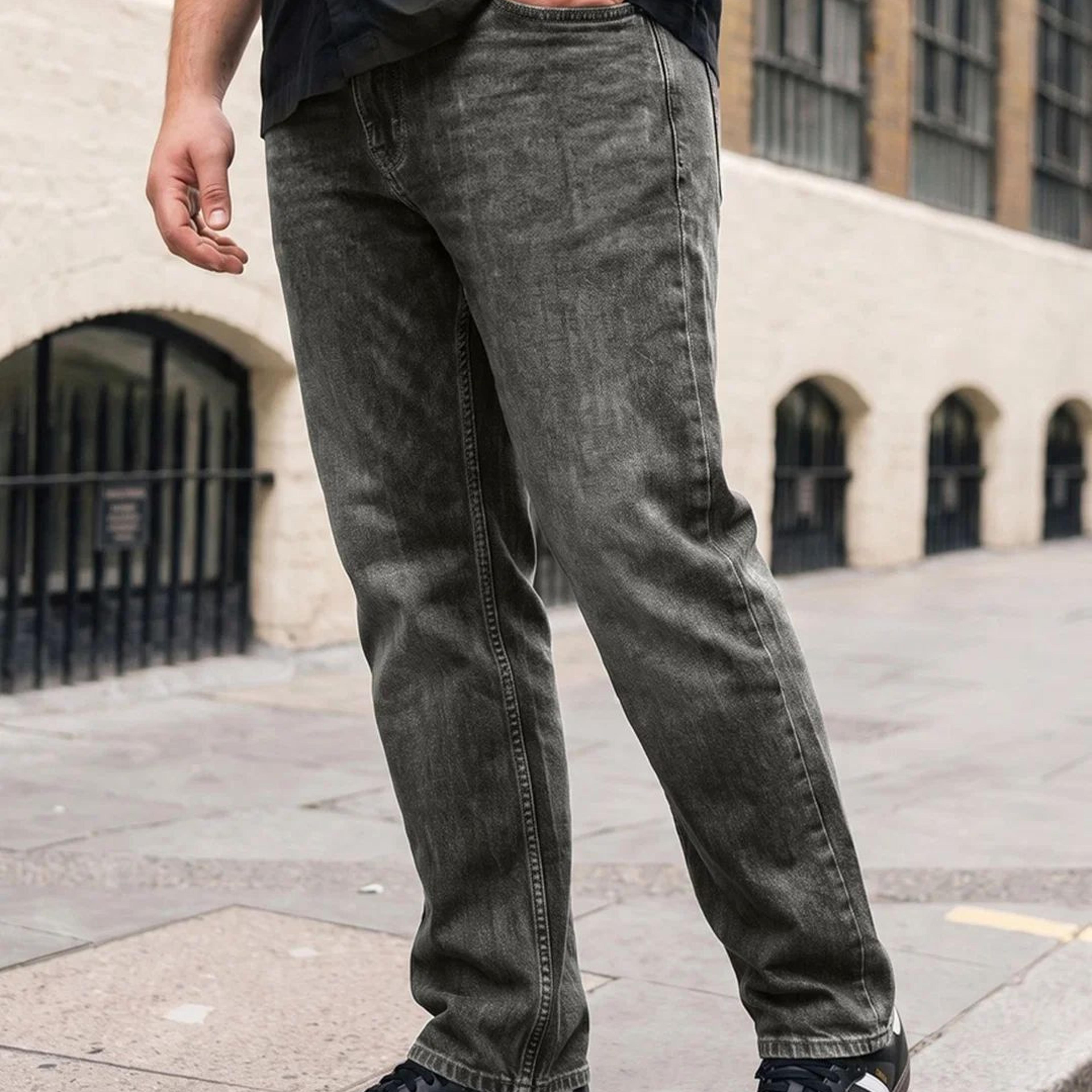 Plus Men's Light Grey Relaxed Fit Washed Denim Jeans Non-Stretchable