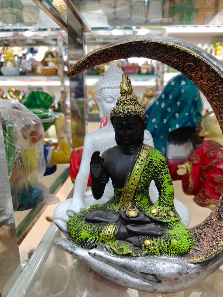 Black Buddha Statue | Decorative | Glass | Gold