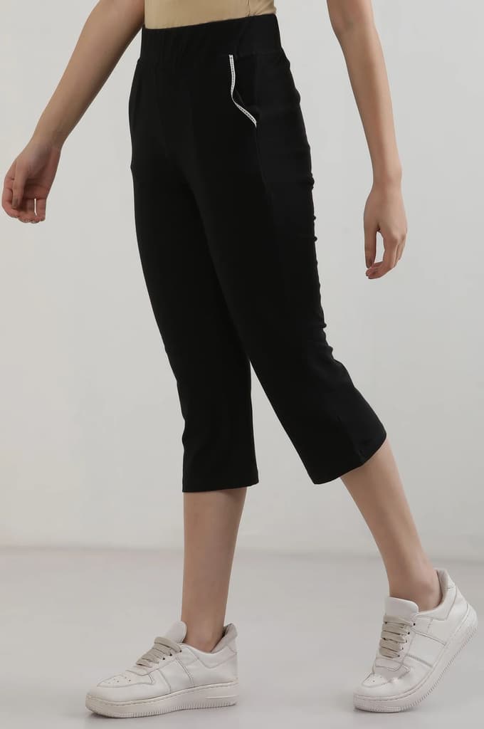 Black Solid Straight Fit Cotton Culottes With Slip On Closure — photo 3